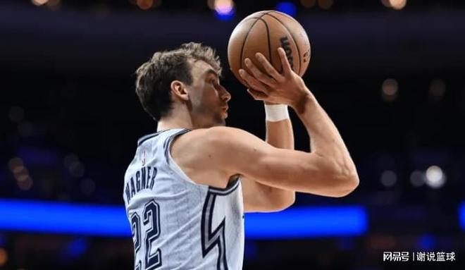 湖人客场挑战魔术 魔术三将伤缺助紫金军团复仇