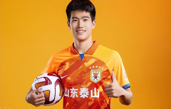 史松宸U23国足赛首秀提振信心 未来鲁能主力位置