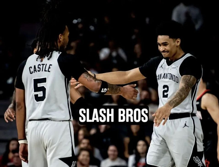 文班亚马统治攻防马刺锁定季后赛第二