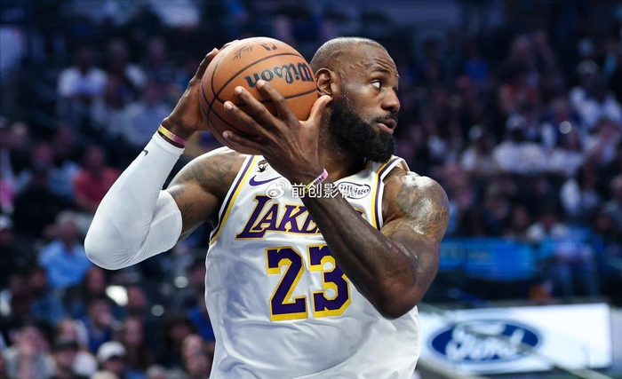 詹姆斯30+15难救湖人防守隐患暴露