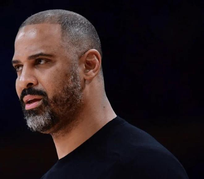 火箭季后赛首战惨败湖人 乌度卡战术失误暴露短