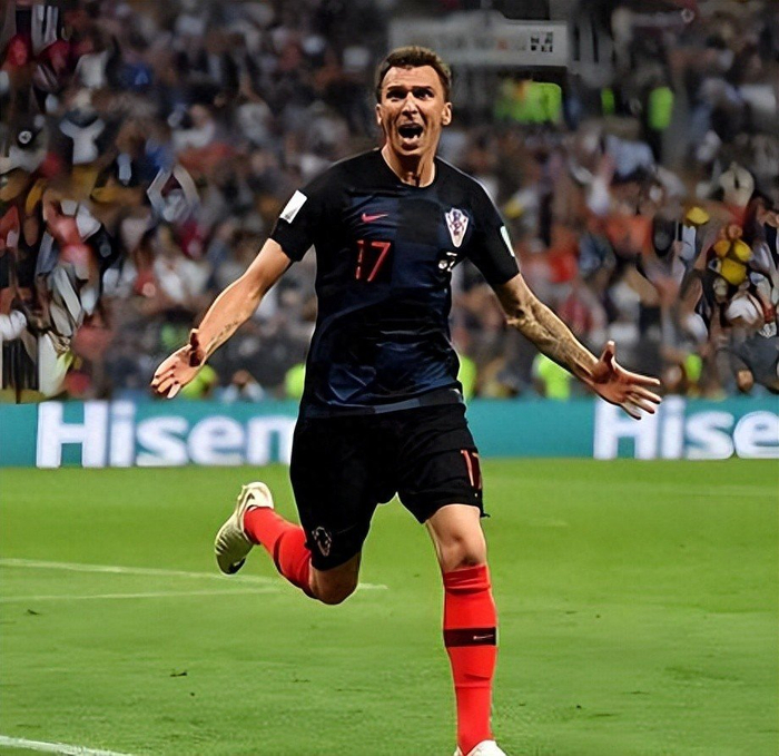 浙江队客场迎战成都蓉城 王钰栋遭雪藏引热议