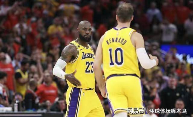 湖人客场大胜火箭晋级西部半决赛 将迎战雷霆